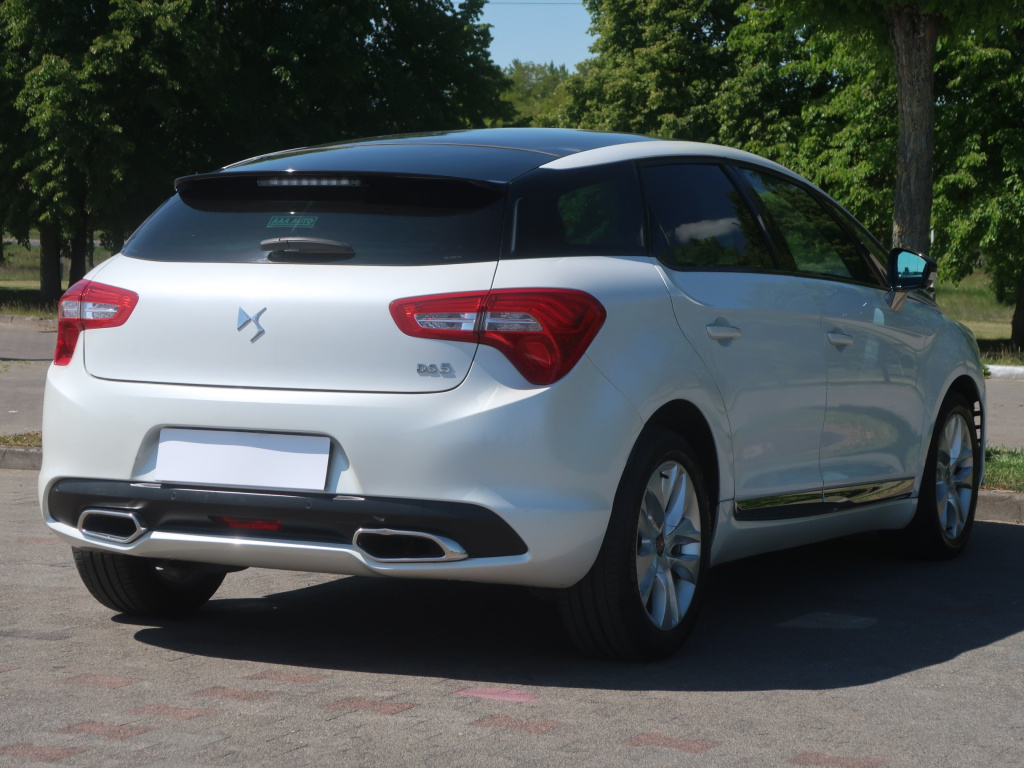 Citroen DS5