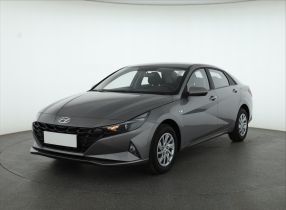 Hyundai Elantra - 2023