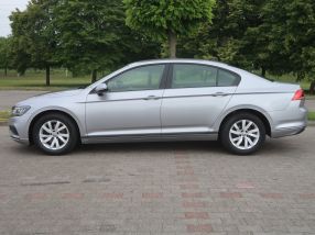 Volkswagen Passat - 2020