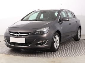 Opel Astra - 2015
