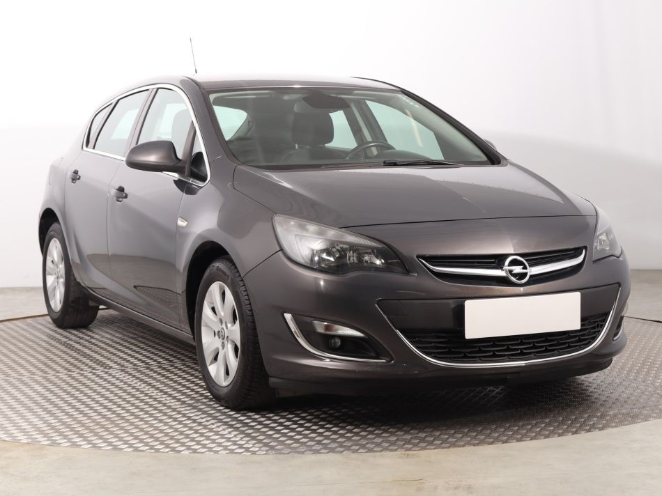 Opel Astra - 2015