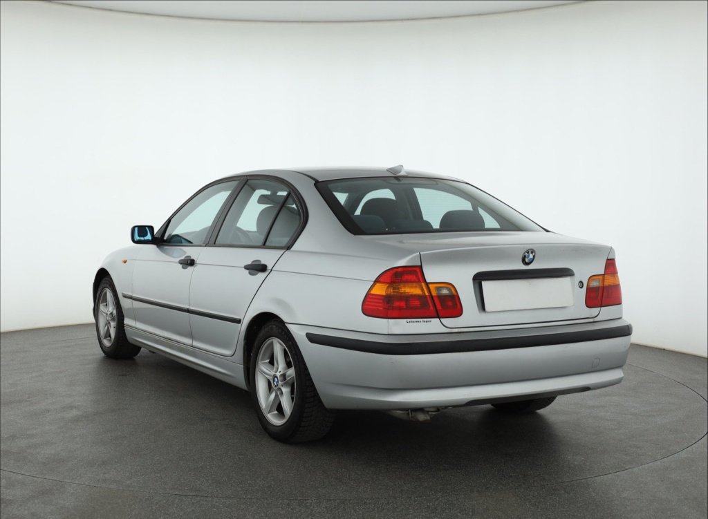BMW 3