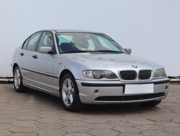 BMW 3 2004