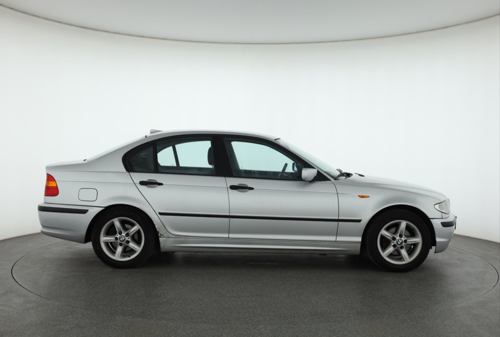 BMW 3