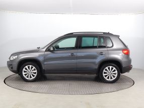 Volkswagen Tiguan - 2012