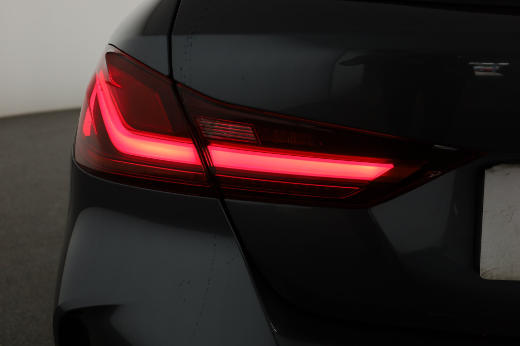 BMW 1