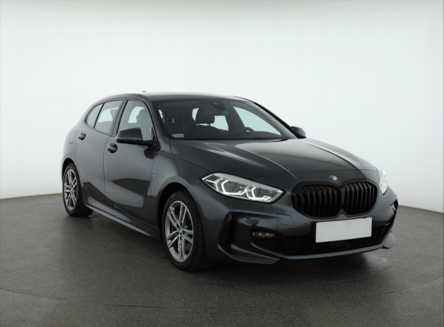 BMW 1 2021