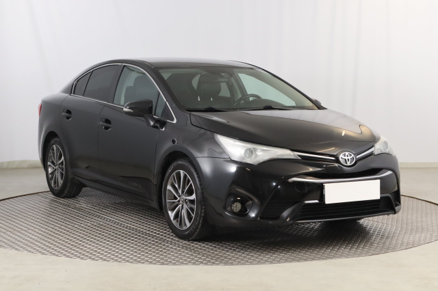 Toyota Avensis 2016