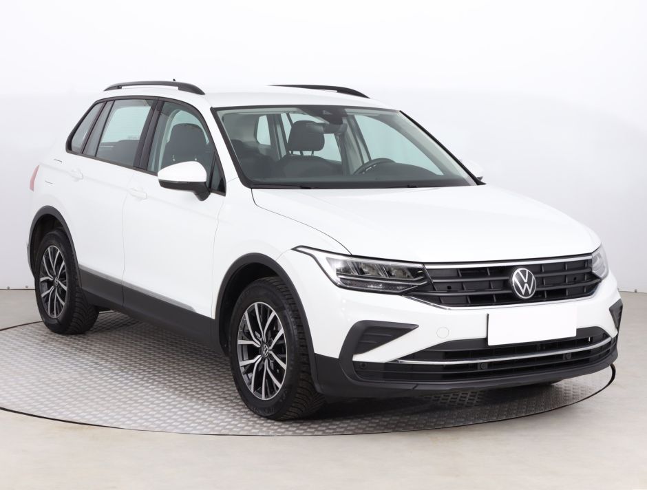 Volkswagen Tiguan - 2022