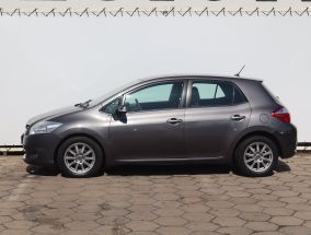 Toyota Auris - 2011