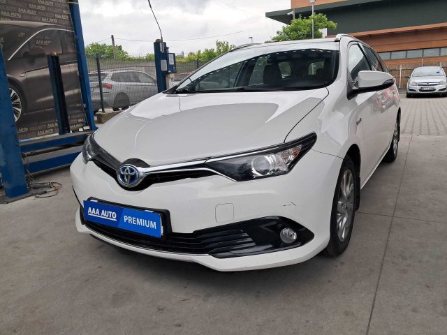 Toyota Auris 2016