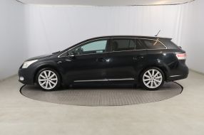 Toyota Avensis - 2010