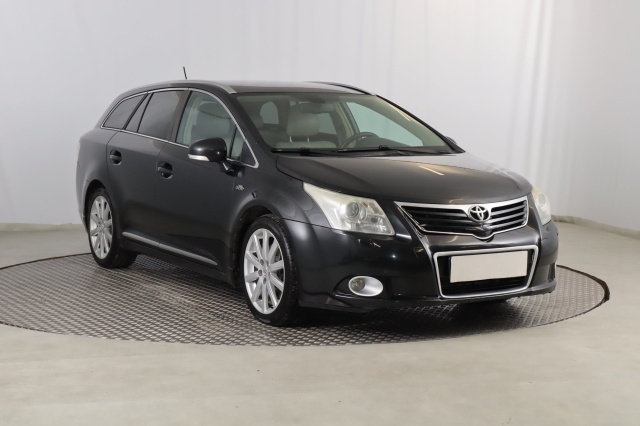 Toyota Avensis 2010