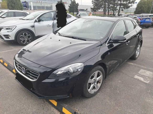 Volvo V40 2015