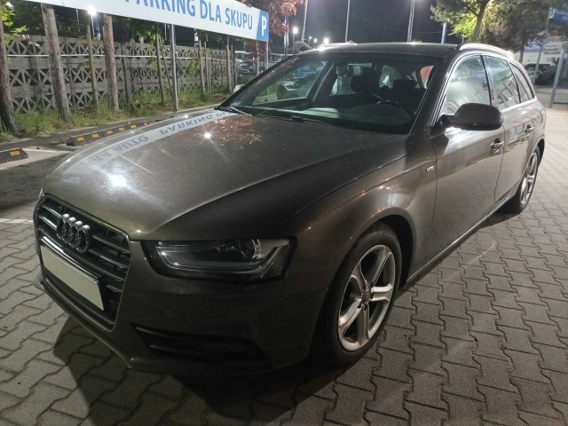 Audi A4 2014