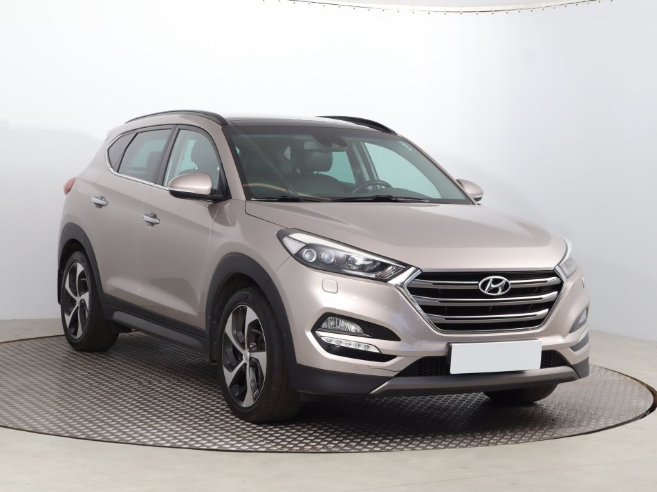 Hyundai Tucson - 2015