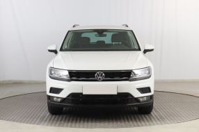 Volkswagen Tiguan - 2020