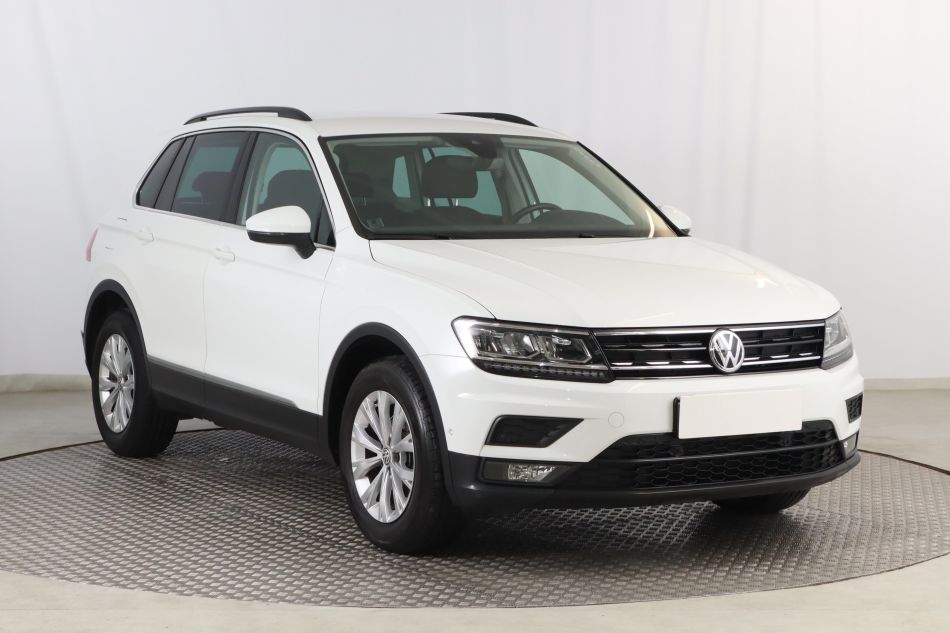 Volkswagen Tiguan - 2020