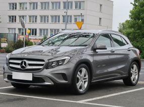 Mercedes-Benz GLA - 2014