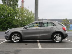Mercedes-Benz GLA - 2014