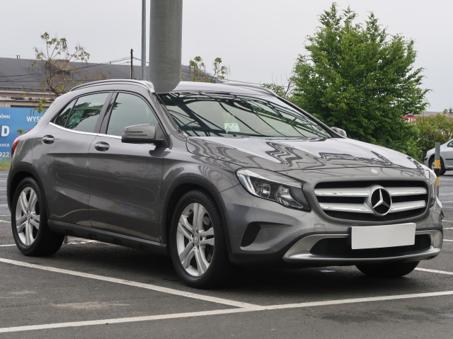 Mercedes-Benz GLA 2014