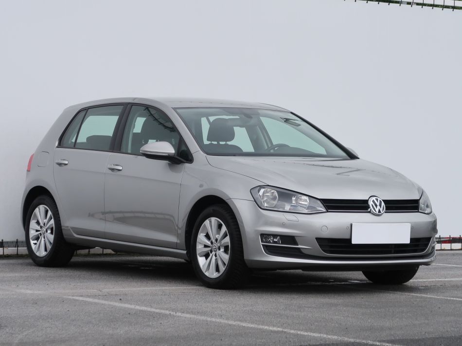 Volkswagen Golf - 2015