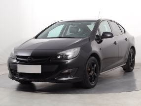 Opel Astra - 2014