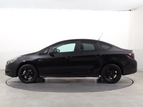 Opel Astra - 2014