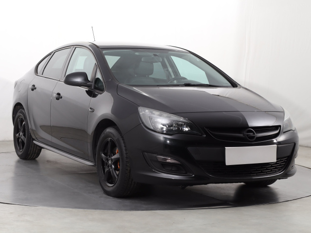 Opel Astra 2014