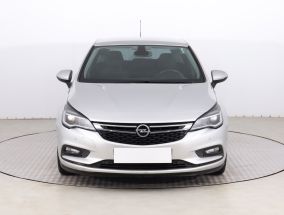 Opel Astra - 2015