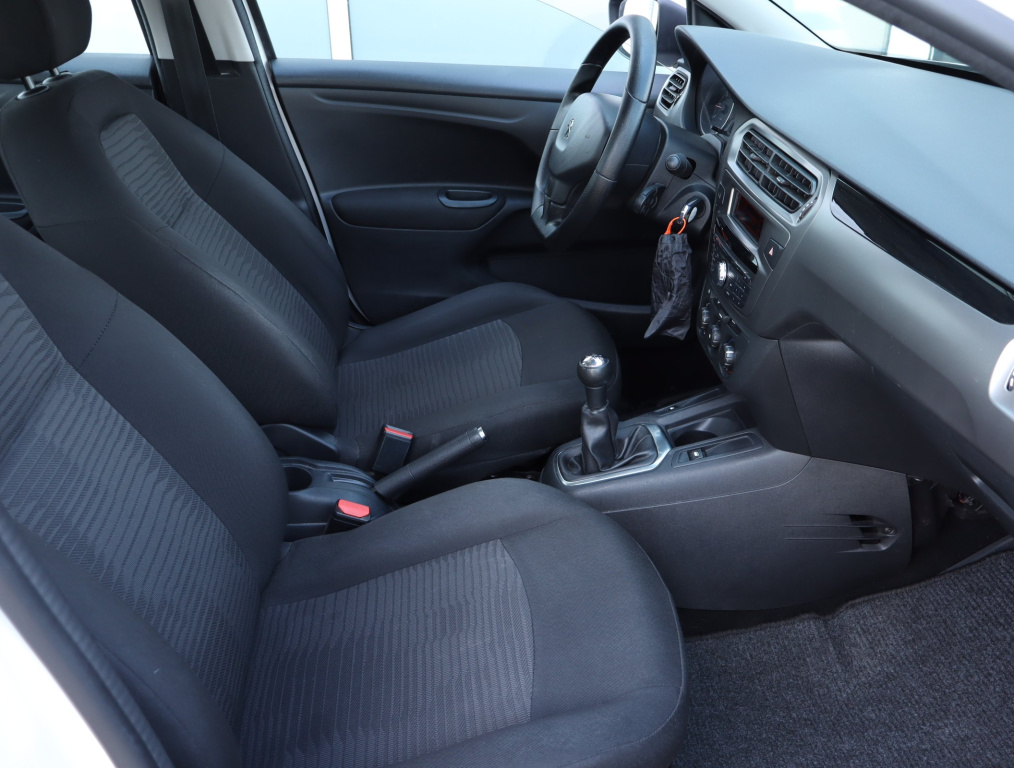 Peugeot 301