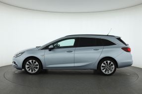 Opel Astra - 2017