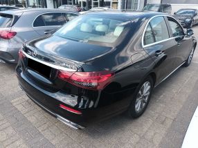 Mercedes-Benz E - 2023