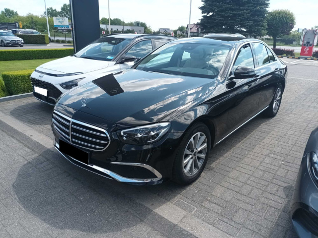 Mercedes-Benz E 2023