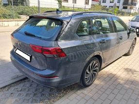 Volkswagen Golf - 2021
