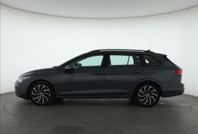 Volkswagen Golf - 2021