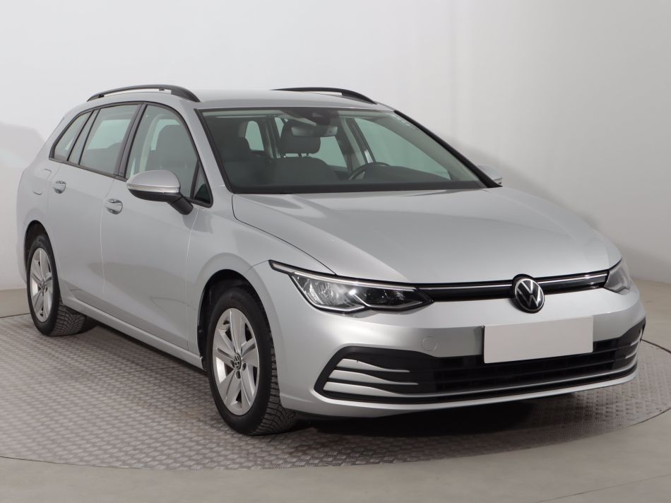 Volkswagen Golf - 2022