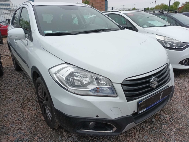 Suzuki SX4 S-Cross 2015
