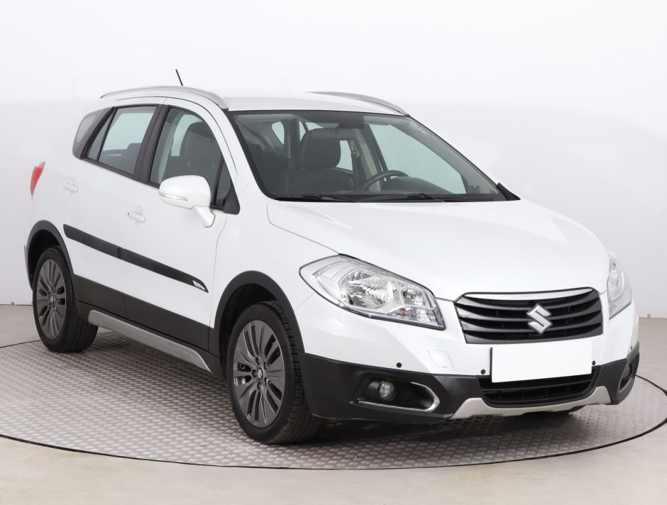 Suzuki SX4 S-Cross - 2015