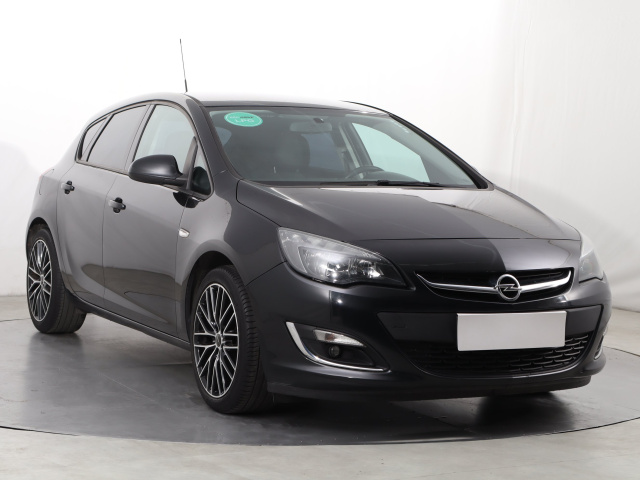 Opel Astra 2013