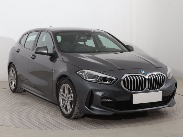 BMW 1 2021