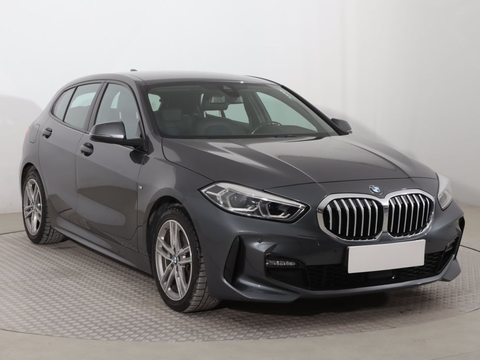 BMW 1 - 2021