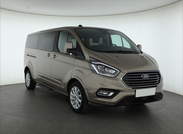Ford Tourneo Custom 2020