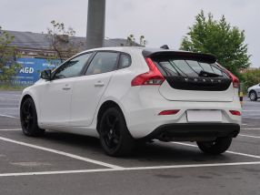 Volvo V40 - 2015