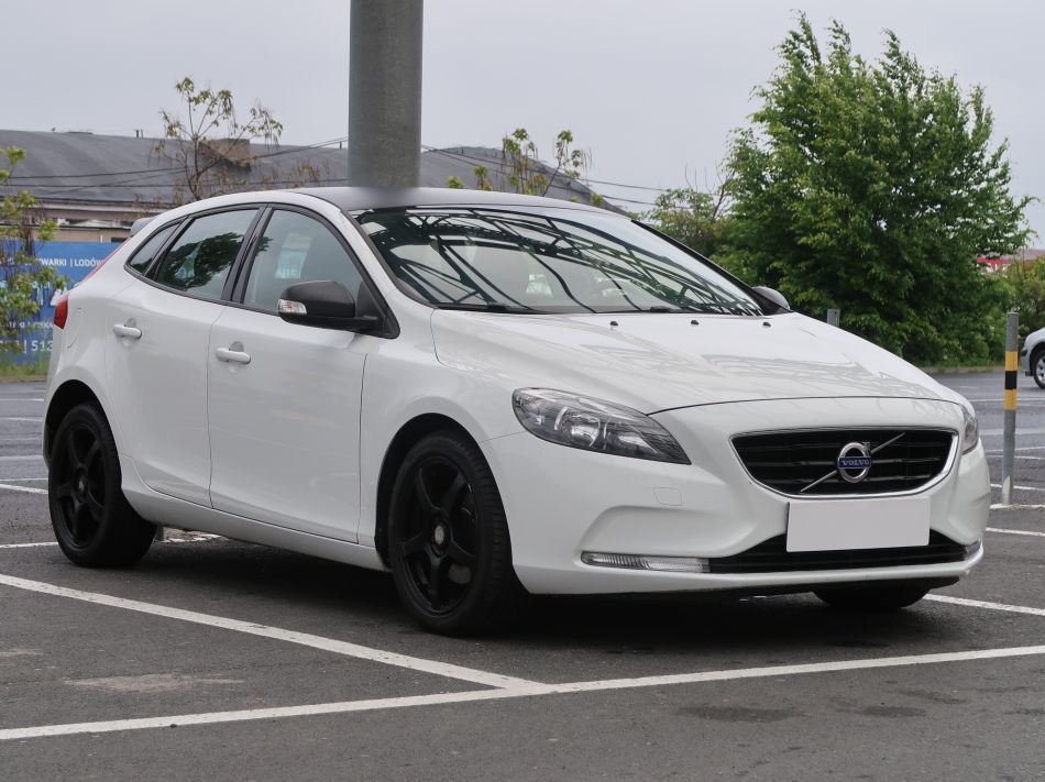 Volvo V40 - 2015