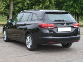 Opel Astra - 2019