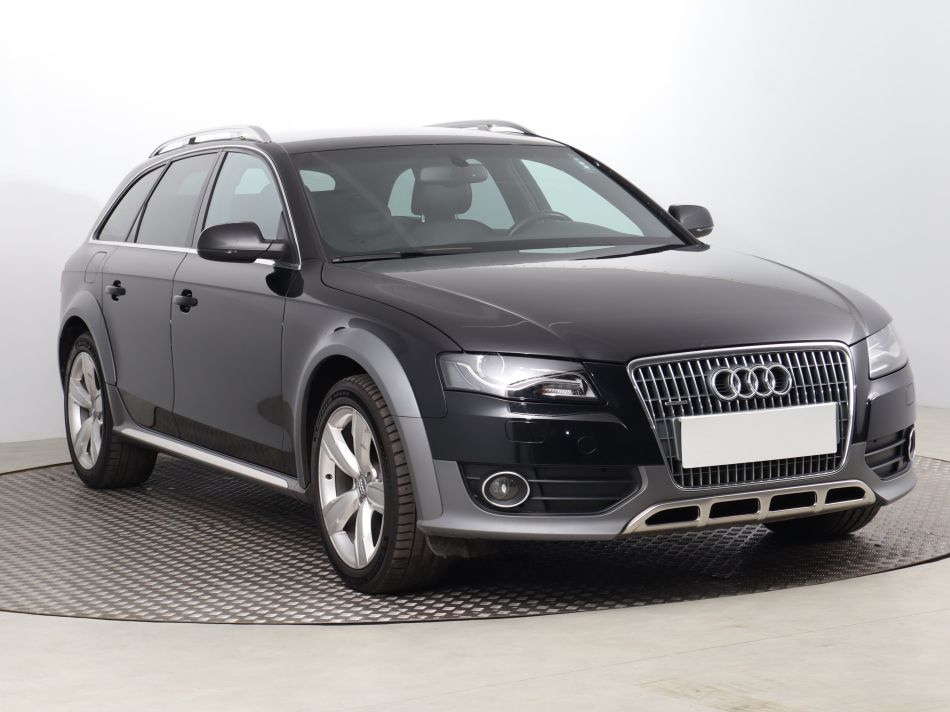 Audi Allroad A4 - 2011