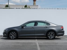 Volkswagen Passat - 2017