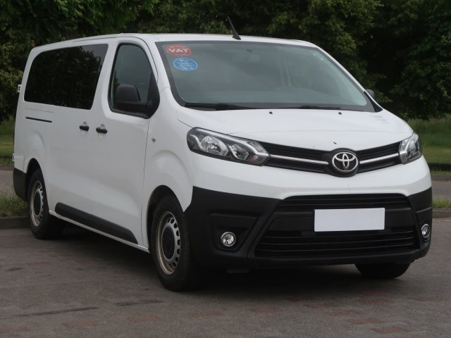 Toyota Proace 2022