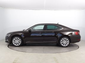 Skoda Superb - 2021